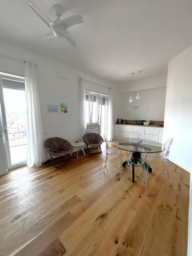 Ferienwohnung A Casa Di Roberta Salerno Exterior foto
