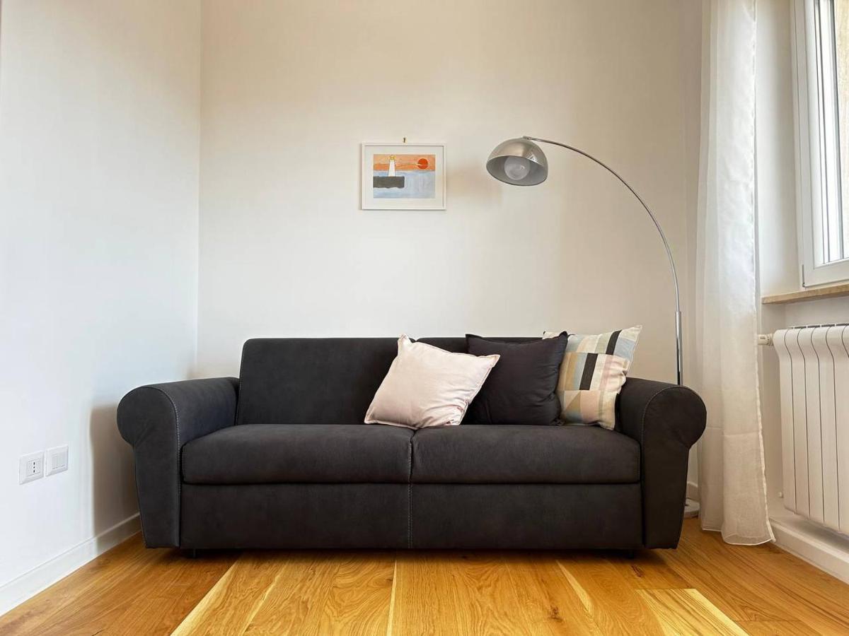 Ferienwohnung A Casa Di Roberta Salerno Exterior foto
