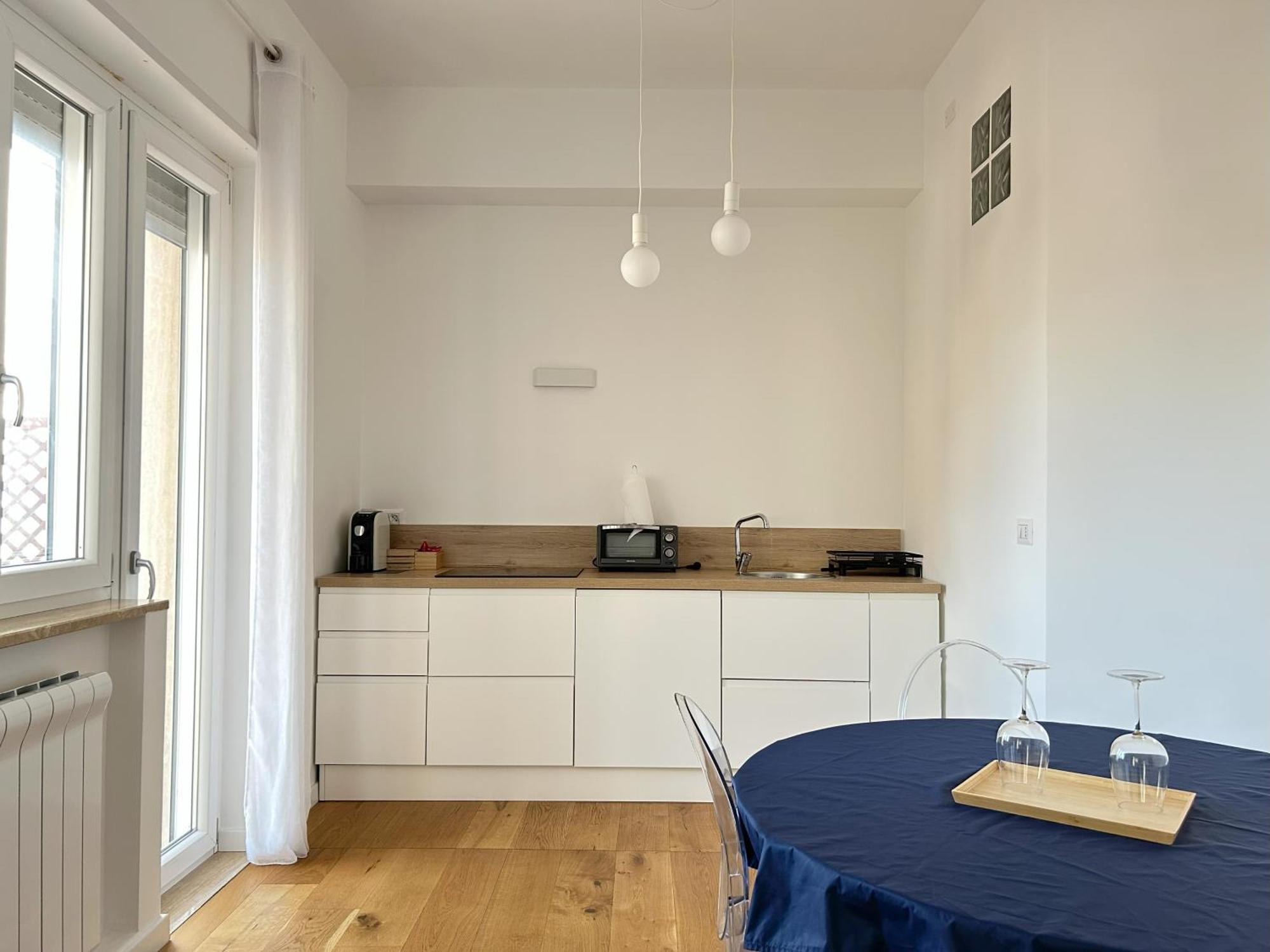 Ferienwohnung A Casa Di Roberta Salerno Exterior foto
